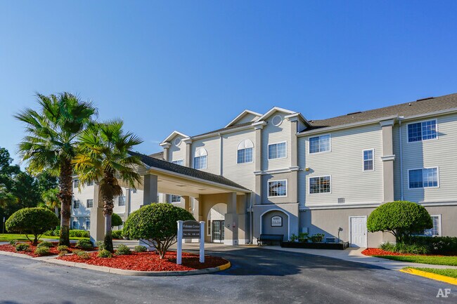 Foto del edificio - 6401 St Johns Ave