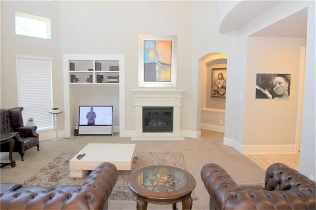 Foto del edificio - 5106 Heather Meadow Ln