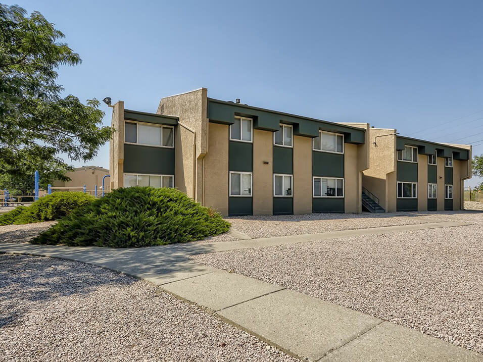 Mesa Gardens 2207 E 12th St Pueblo, CO Apartments for Rent in