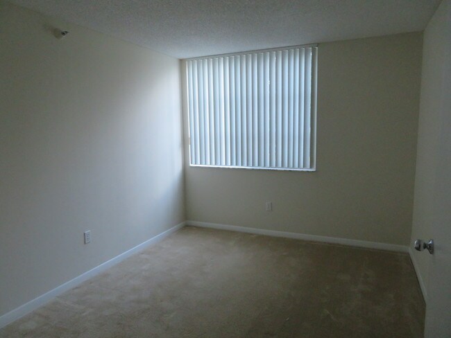 Bedroom 2 - 103 Yacht Club Way