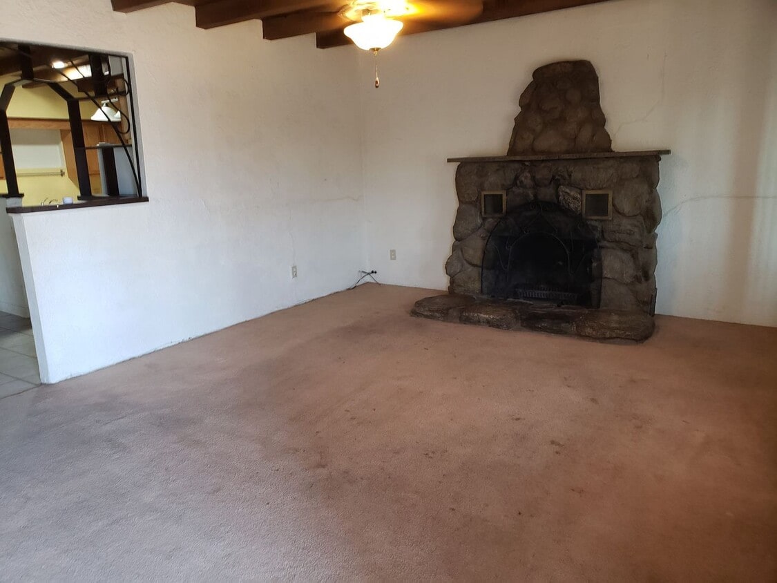 3026-3028 E Alta Vista Street - 3026-3028 E Alta Vista Street