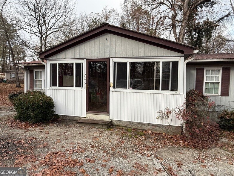 Primary Photo - 265 Tanglewood Ln