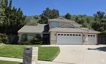 Building Photo - 10146 Janetta Way