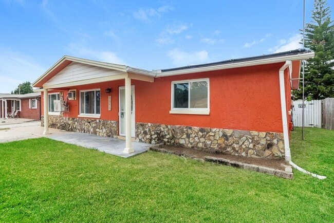 Building Photo - 5041 Fitchburg Dr