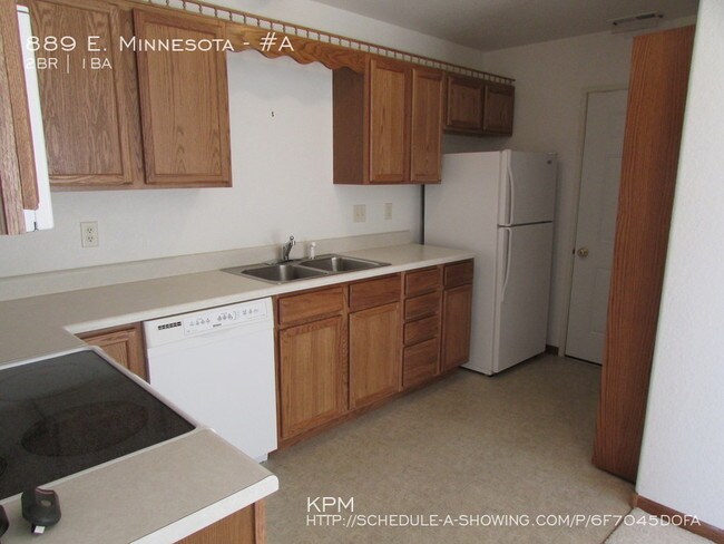 Foto del edificio - 889 E Minnesota St