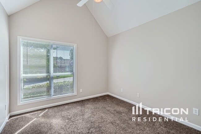 Building Photo - 509 Towler Shoals View