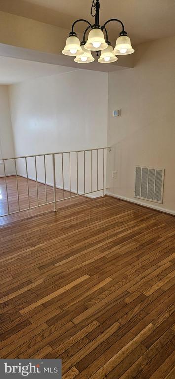 Foto del edificio - 10483 Malone Ct