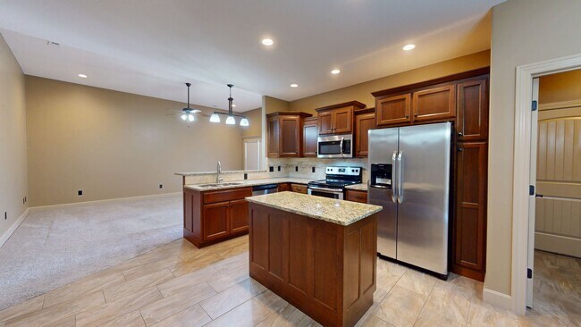 Foto del edificio - Townhome in Savannah schools!