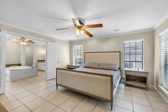 Building Photo - 16114 Kempton Park Dr