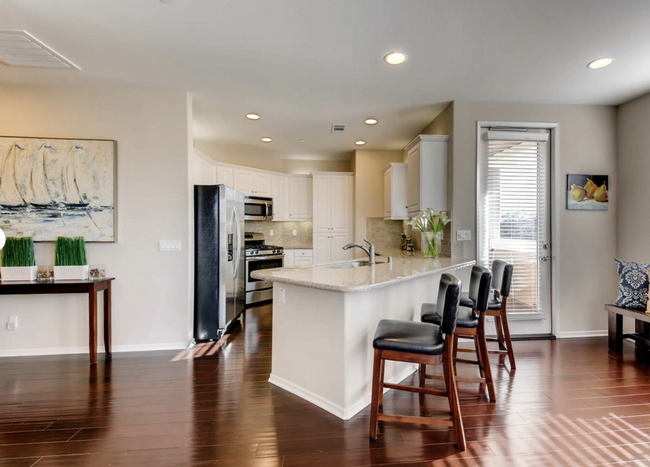 Building Photo - 6610 Canopy Ridge Ln