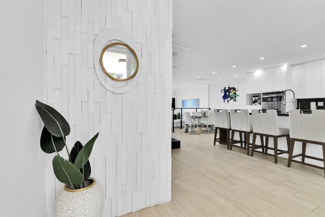 Building Photo - 1035 Boca Cove Ln