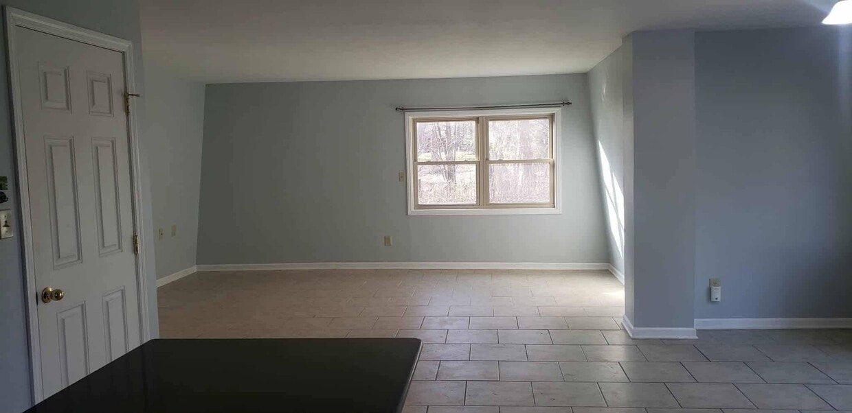 Foto del edificio - 5776 Leete Rd