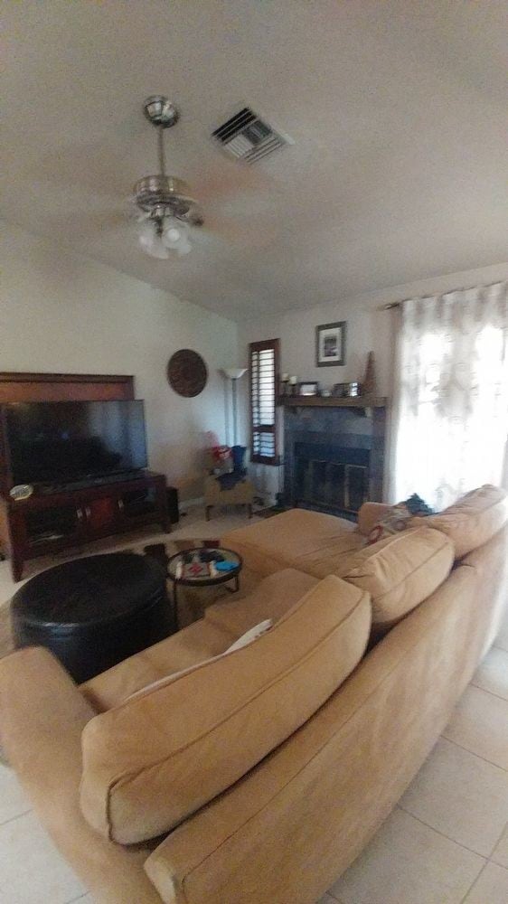 Building Photo - Gorgeous VILLA in Tarpon Springs FOR RENT