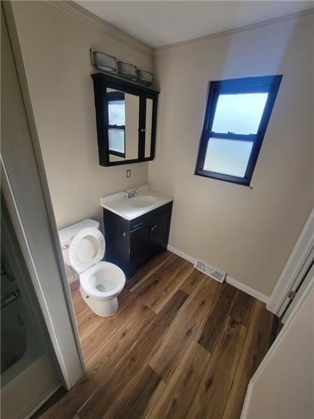 Building Photo - 6452 Westland Dr