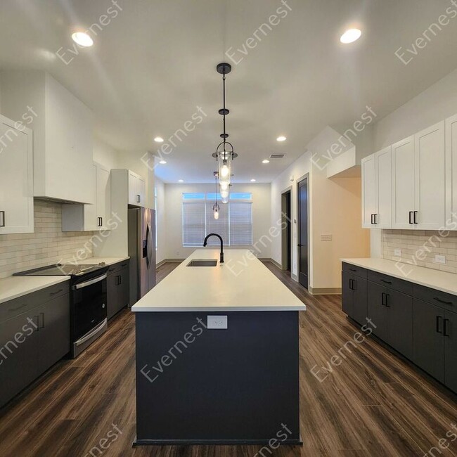 Building Photo - 1250 Oxley Ln NW
