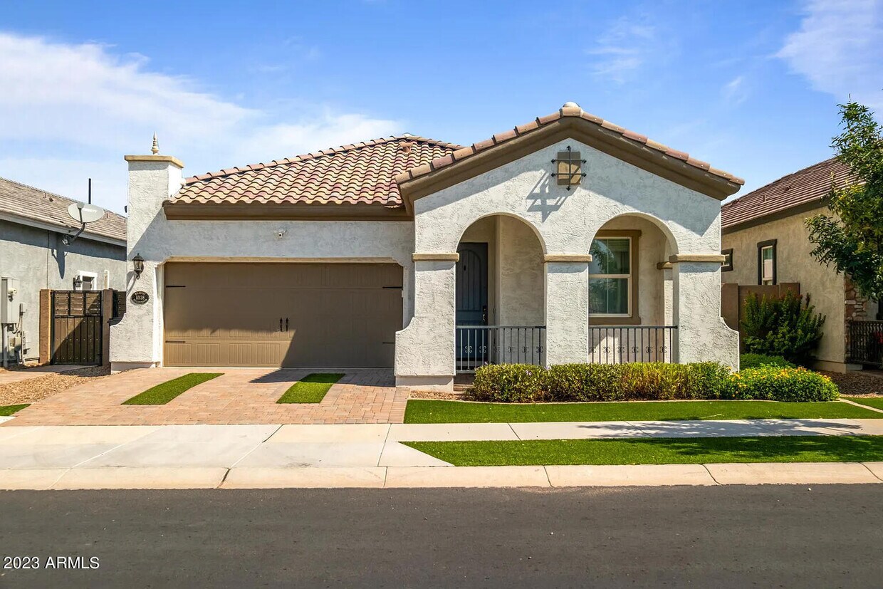 Foto principal - 10138 E Nichols Ave