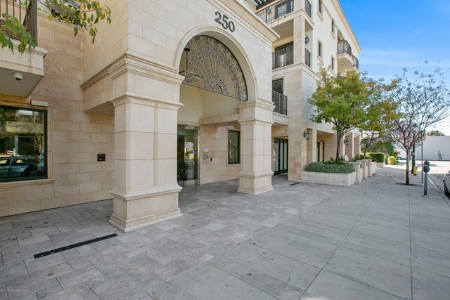Foto del edificio - 250 S De Lacey Ave
