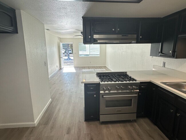 Foto del edificio - 1532 S Linwood St
