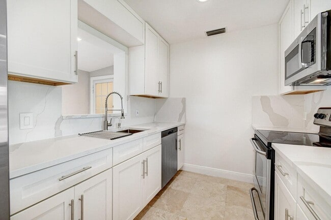Photo - 15021 Jackson Rd (Delray Beach, FL) House