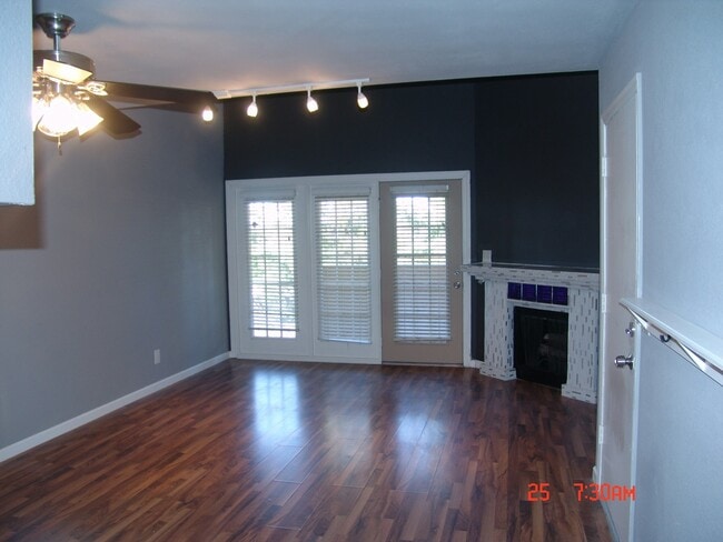 Photo - 30 East Brown Road, Unit 2052 Apartment