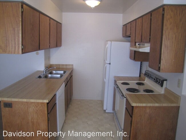 Building Photo - 6647 Dublin Loop W