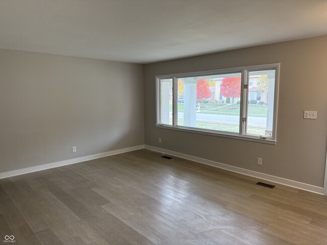 Building Photo - 223 Carlin Dr