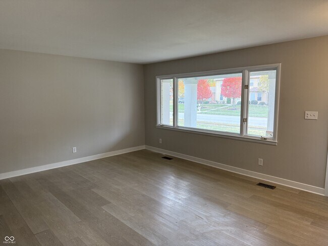 Foto del edificio - 223 Carlin Dr