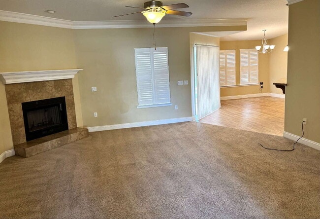 Building Photo - MOVE-IN SPECIAL: $200 OFF FIRST MONTH'S RE...