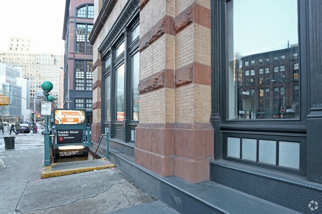 Foto del edificio - 152 Franklin St