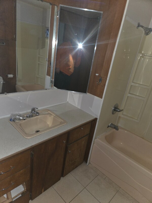 Foto del edificio - 8464 Cleveland Ave NW