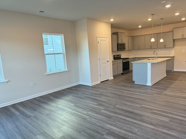 Building Photo - 304 Abbots Mill Dr