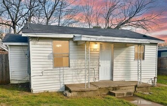 Building Photo - 510 Vermont St