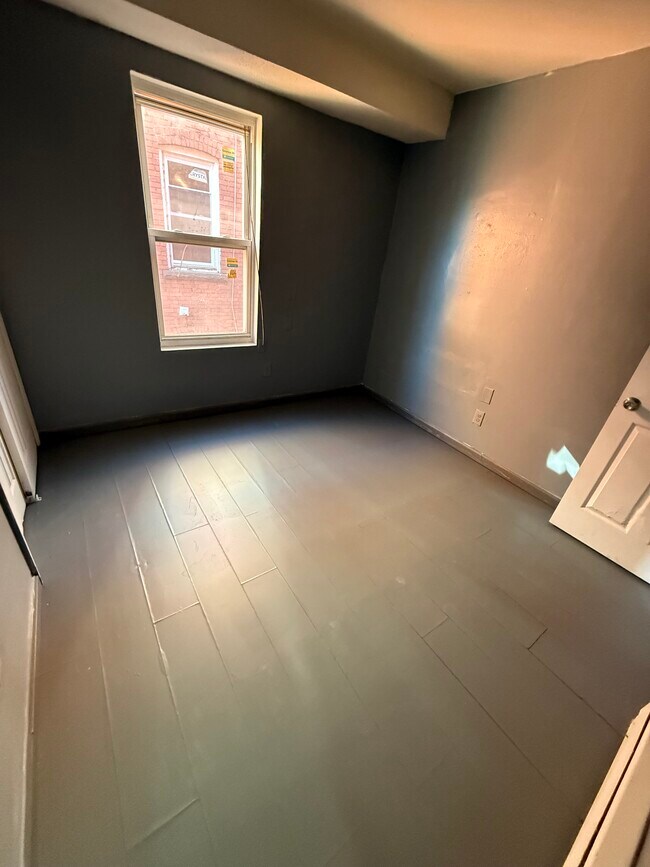 Foto del edificio - 43 Bedford St