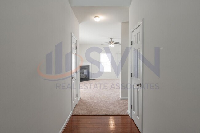 Building Photo - 1419 Cozart St