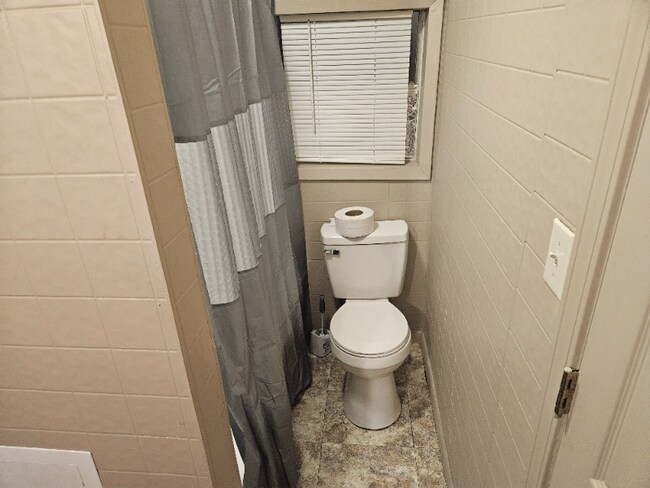 Foto del edificio - 321 W Elm St