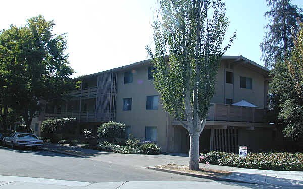 Foto del edificio - 100-110 Webster St