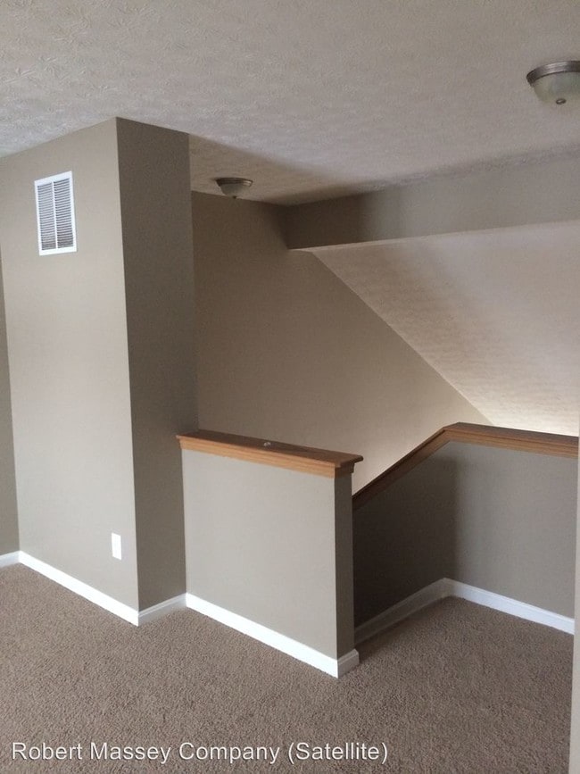 Building Photo - 3 br, 2.5 bath House - 9602 River Trail Drive