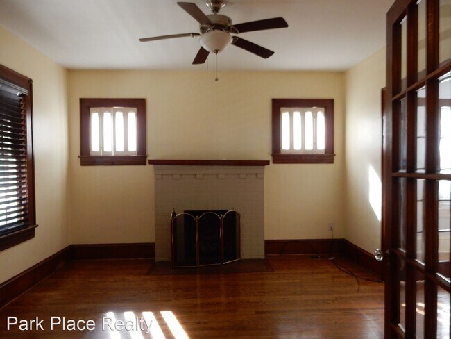 Building Photo - 3 br, 1.5 bath House - 1443 Main Street SW