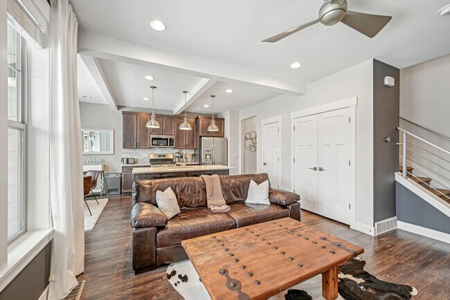 Foto del edificio - 1124 Wasatch Spring Rd