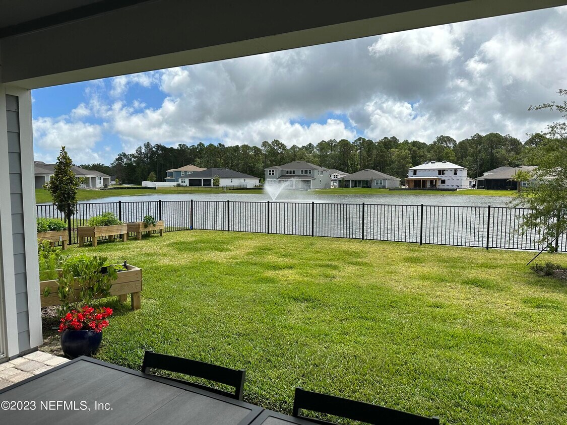 Foto del edificio - 264 CEDAR PRESERVE Ln