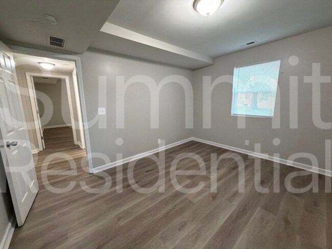 Foto del edificio - 4713 Walnut Grove Ave