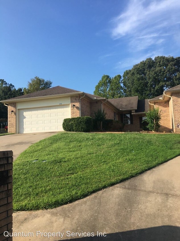 1075 Grinnel Cir, Greenwood, AR 72936 Room for Rent in Greenwood, AR
