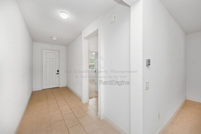Foto del edificio - 14462 Ward Rd