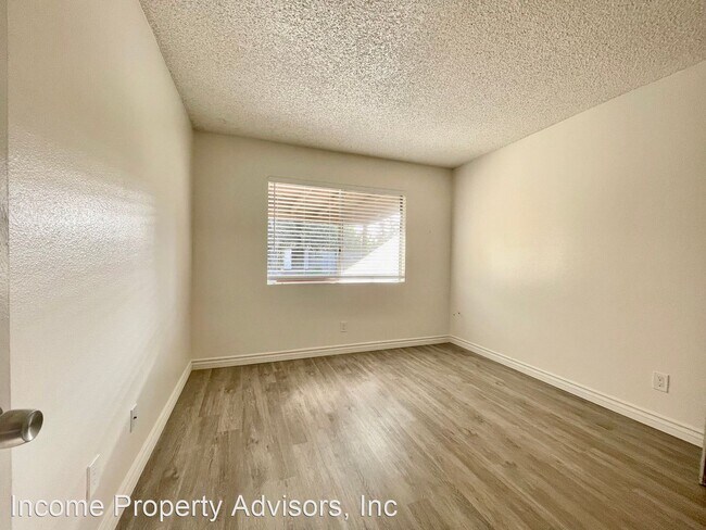 Building Photo - 2 br, 1 bath House - 1432 Panorama Ridge Rd.
