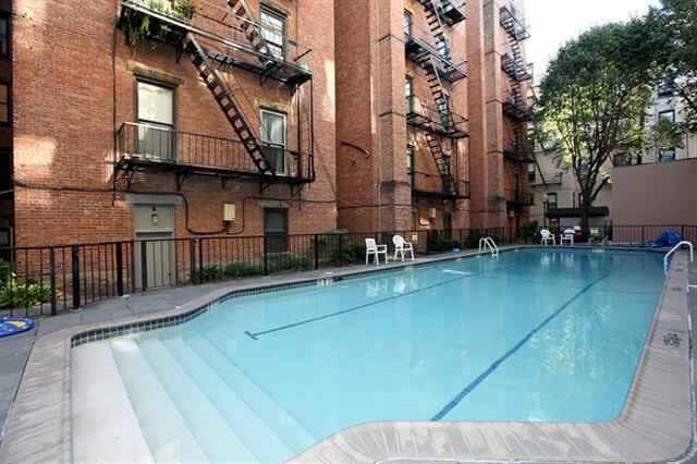 Building Photo - 1108 Park Ave