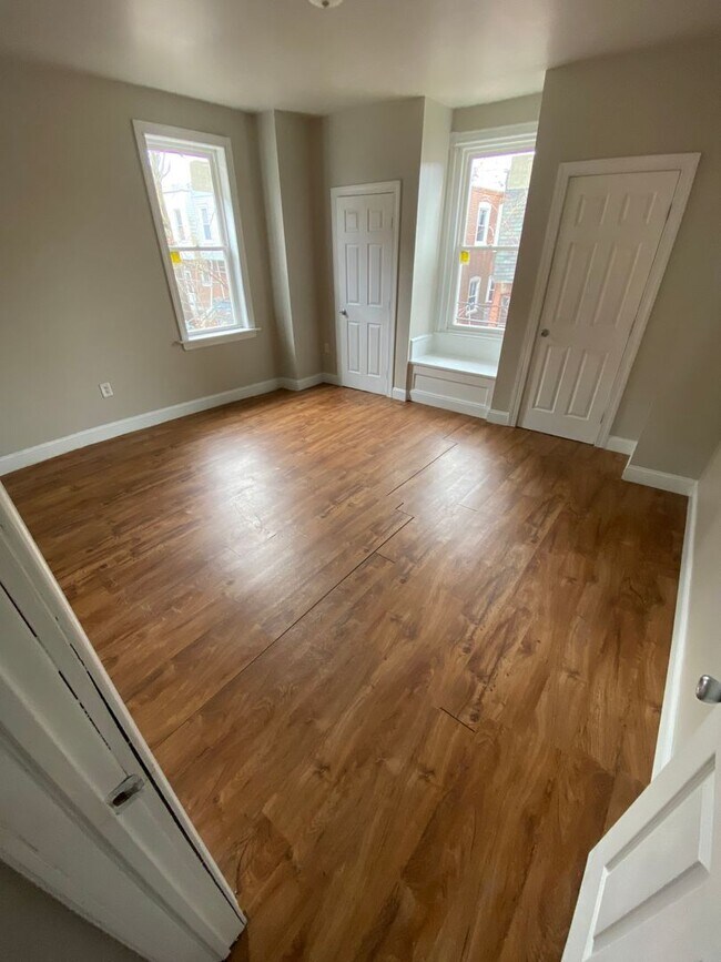 Building Photo - 5236 N. 10th St.