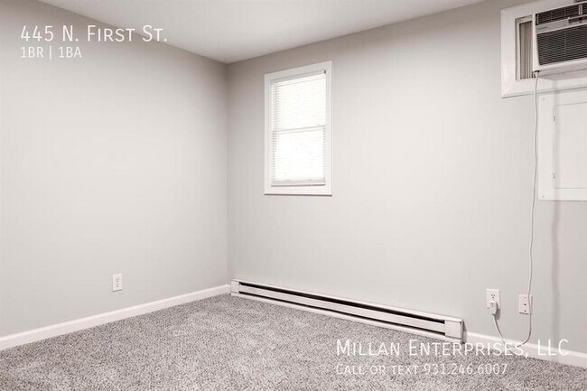 Foto del edificio - 445 N. First Street
