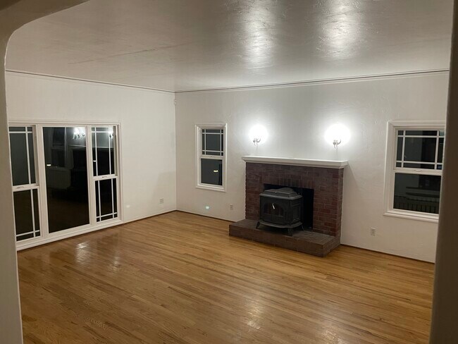 Foto del edificio - 406 Brewington Ave