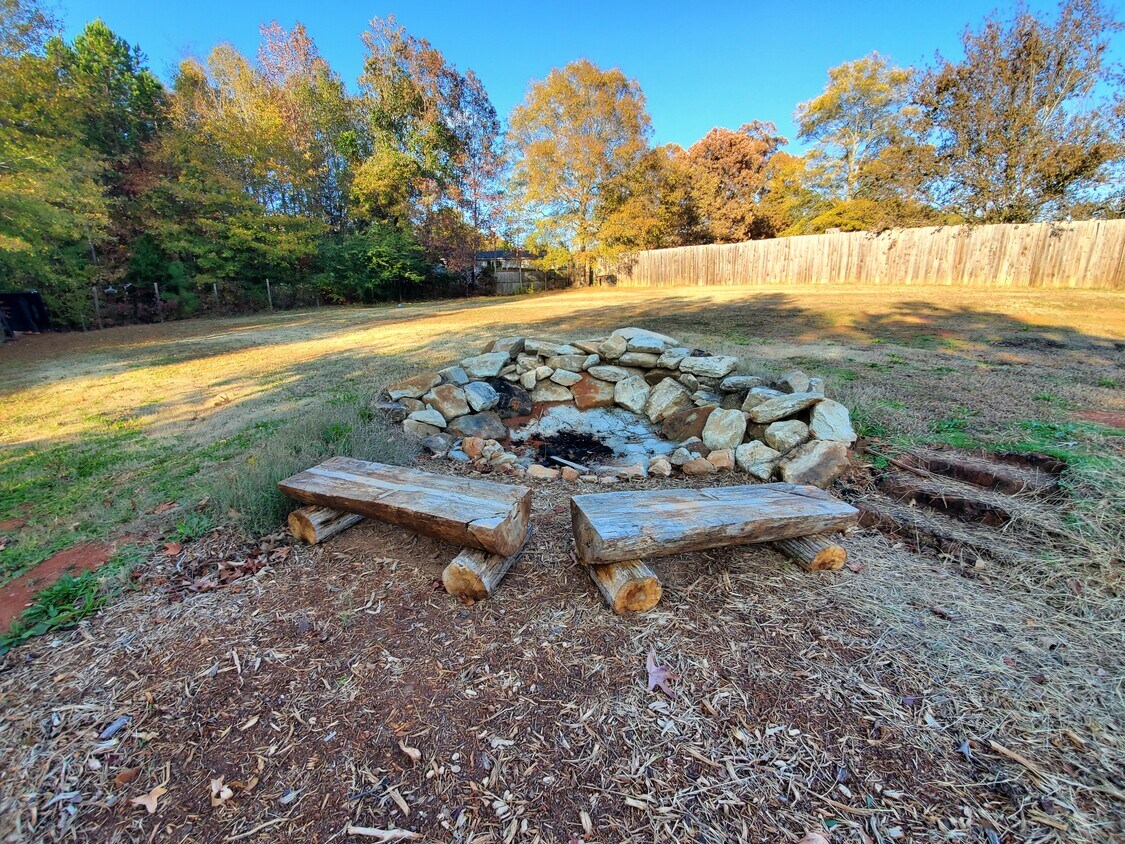 Primary Photo - 164 Tullyton Dr