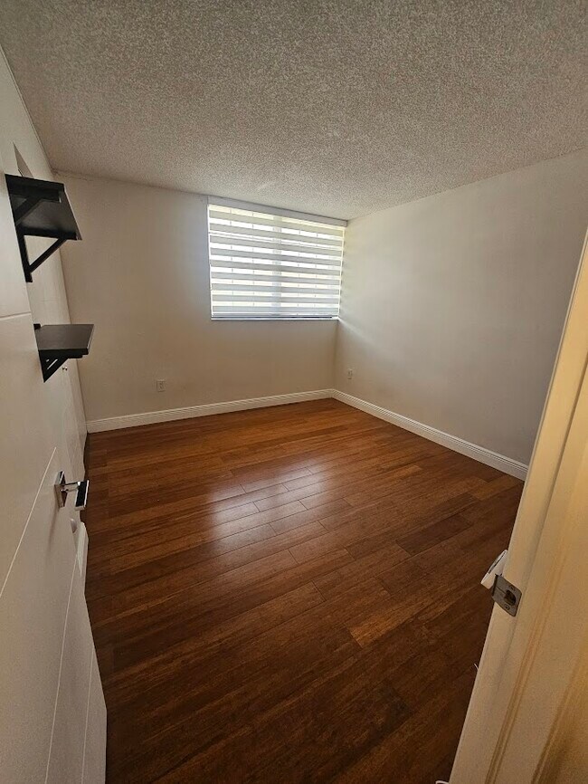 Foto del edificio - 12254 SW 16th Ter
